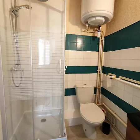 T2 Duplex Avec Terrasse Vue Cathedrale Apartment Narbonne